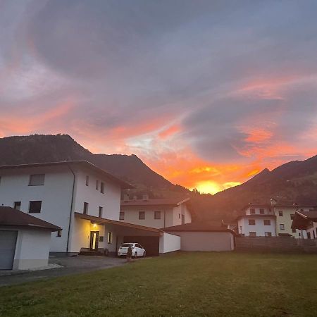 Apart Mountain Uderns Exterior photo