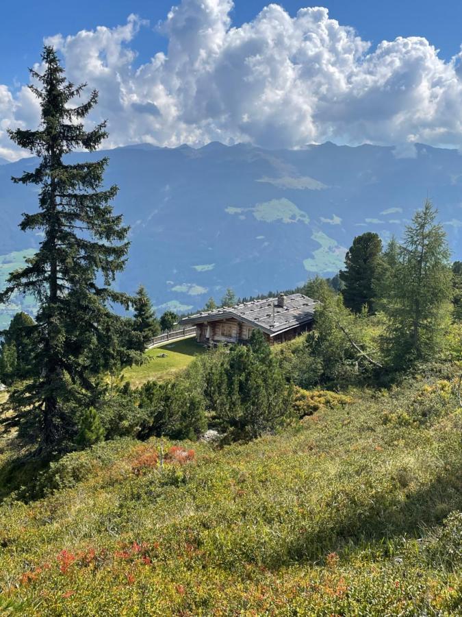 Apart Mountain Uderns Exterior photo