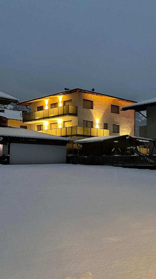 Apart Mountain Uderns Exterior photo